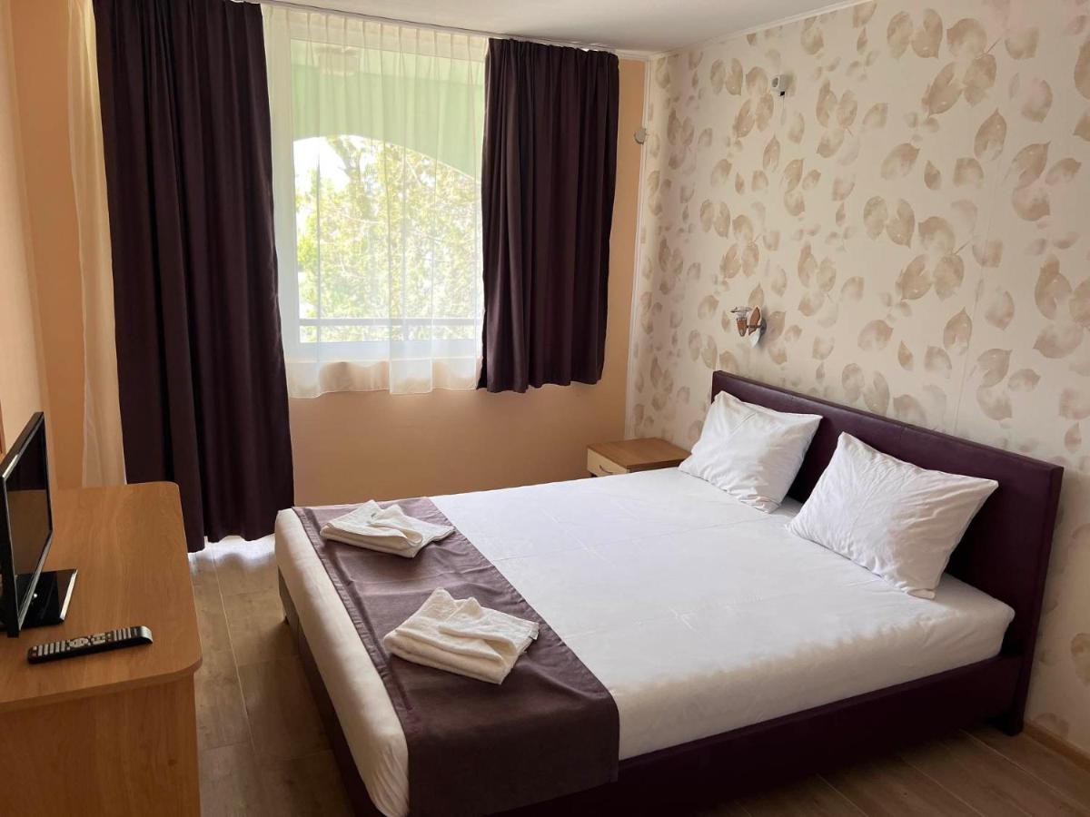 Хотел Диамант Hotel Diamond Balchik Ngoại thất bức ảnh