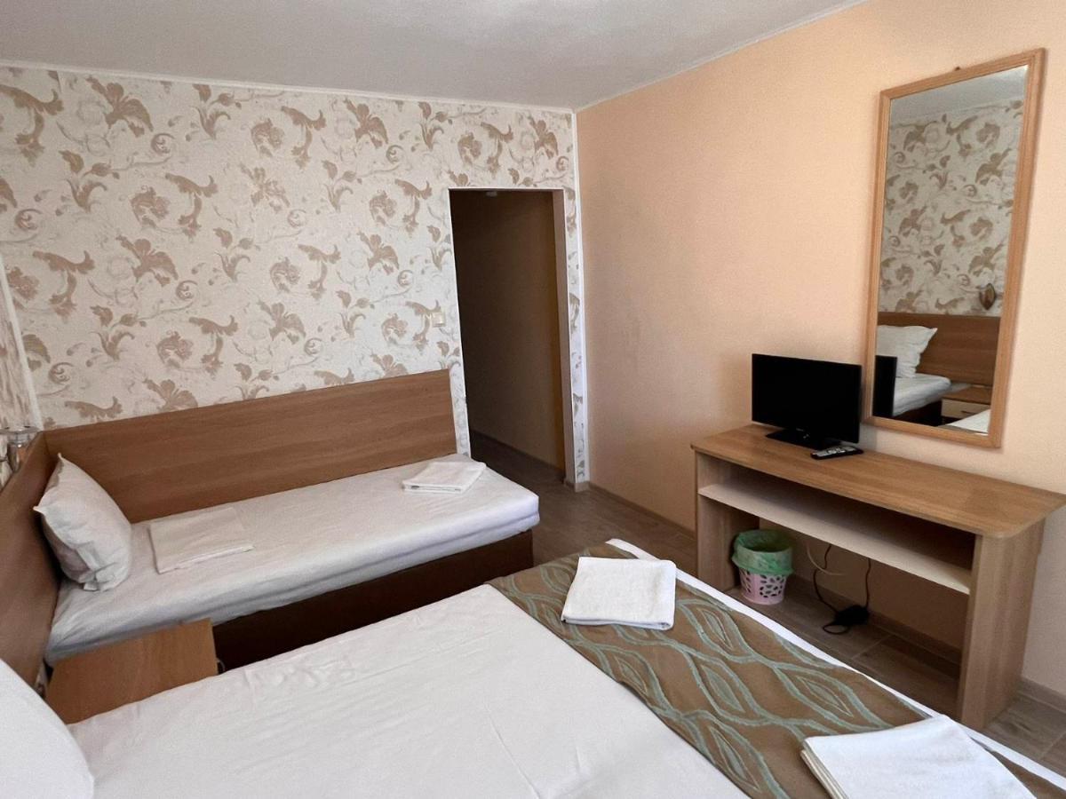 Хотел Диамант Hotel Diamond Balchik Ngoại thất bức ảnh