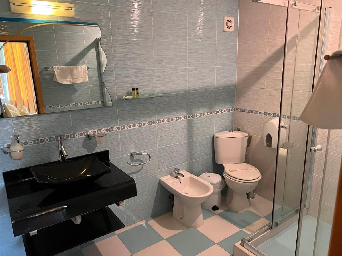 Хотел Диамант Hotel Diamond Balchik Ngoại thất bức ảnh