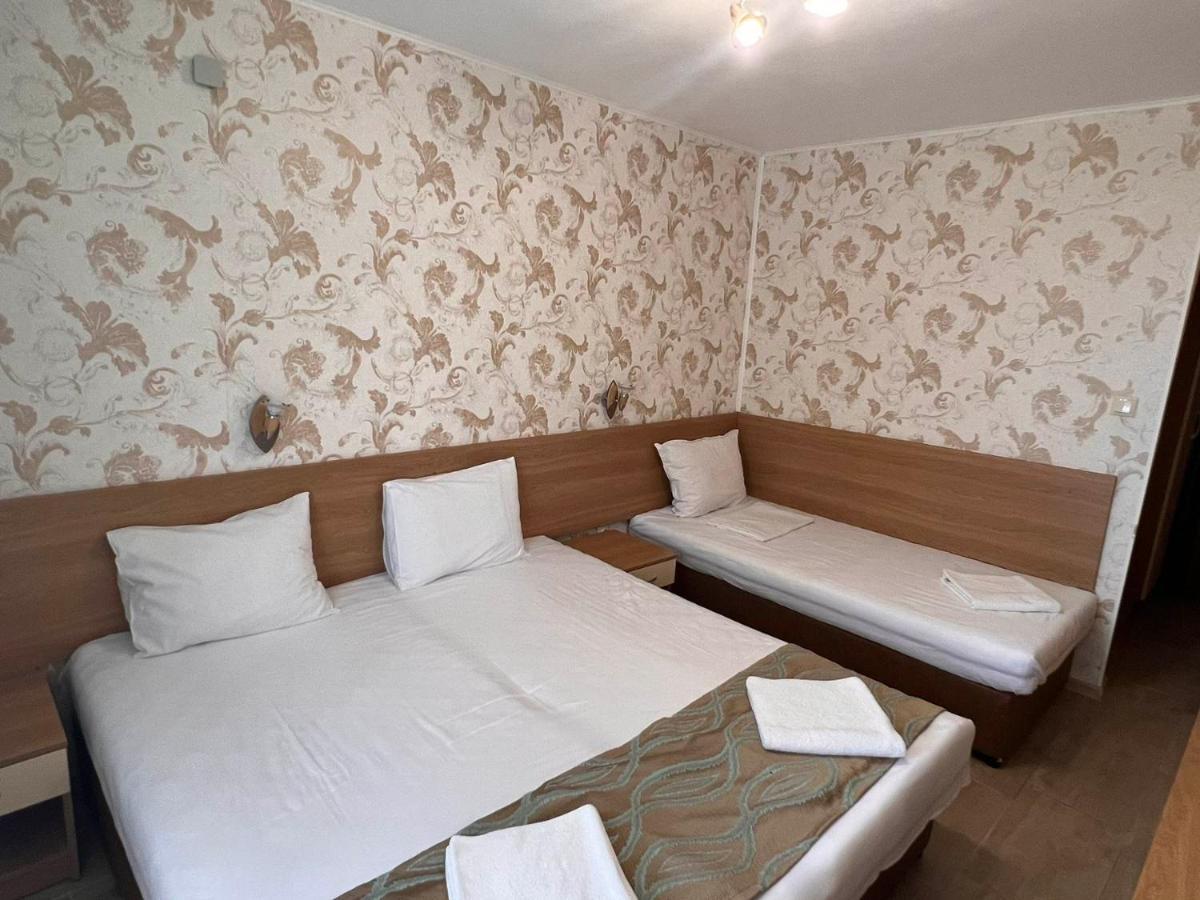 Хотел Диамант Hotel Diamond Balchik Ngoại thất bức ảnh