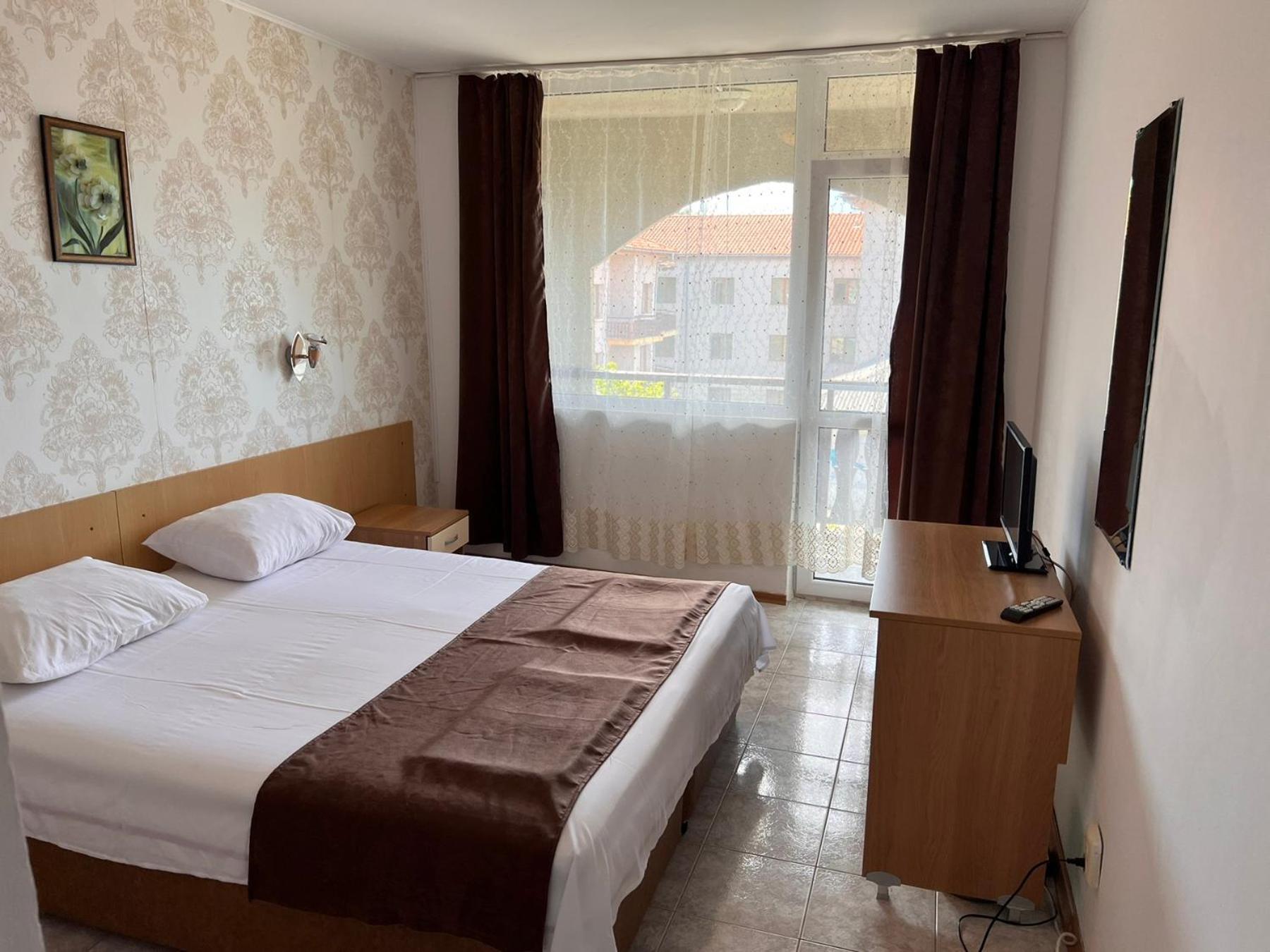 Хотел Диамант Hotel Diamond Balchik Ngoại thất bức ảnh