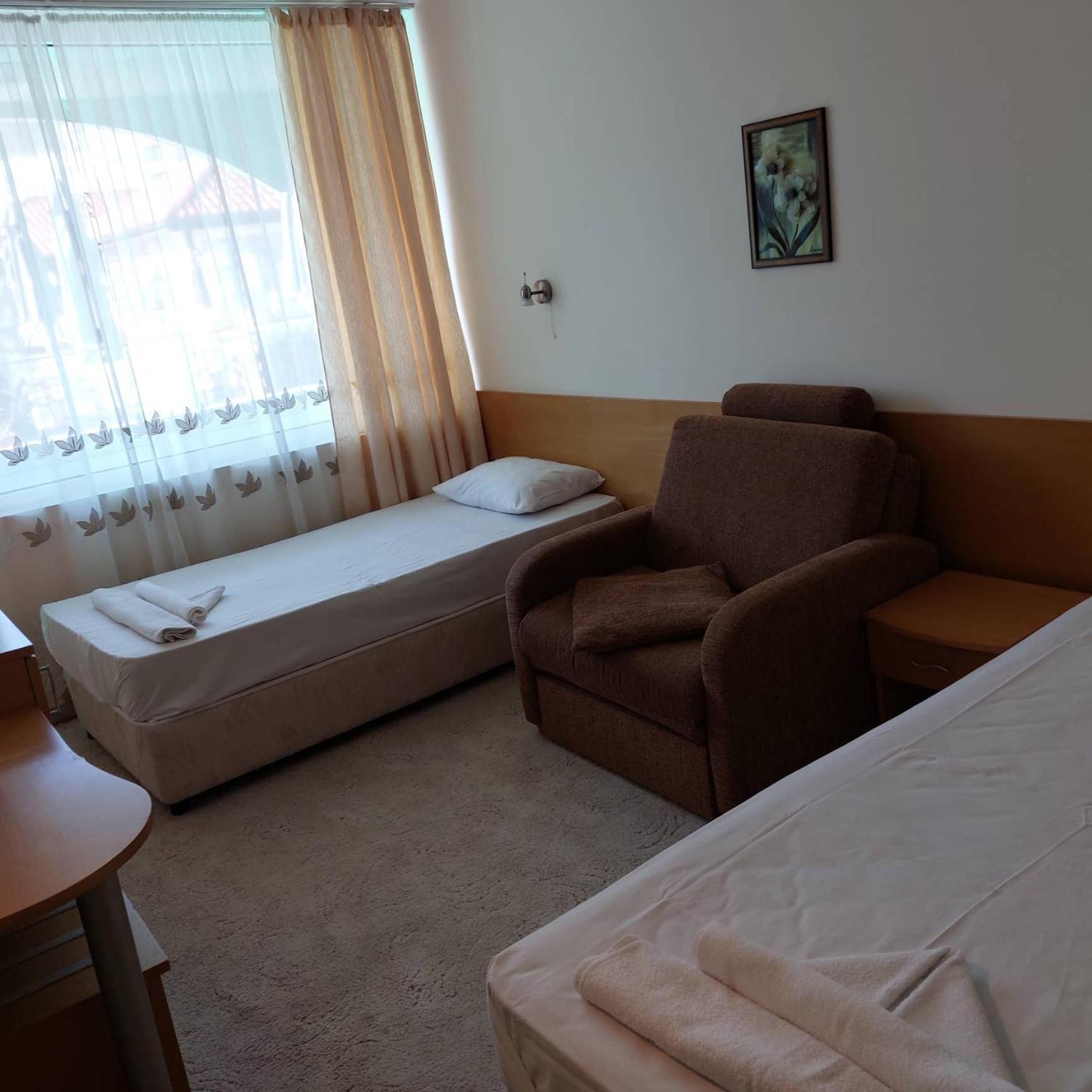 Хотел Диамант Hotel Diamond Balchik Ngoại thất bức ảnh